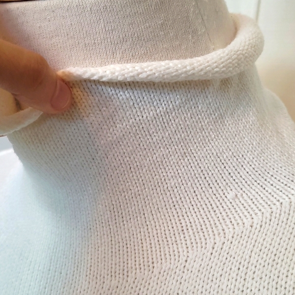 Vince Camuto White Knit Mock Turtleneck - Picture 2 of 7